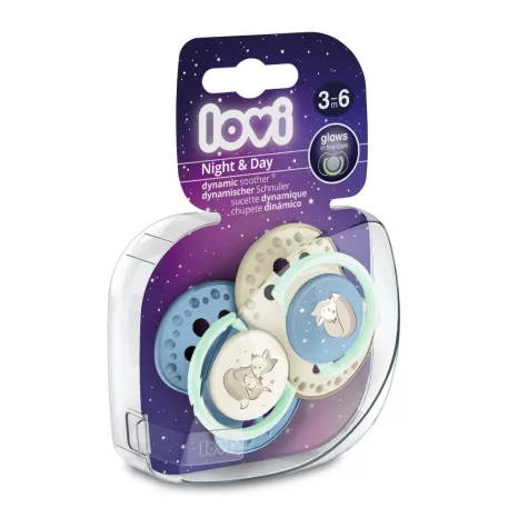 LOVI NIGHT&DAY dynamický silikonový dudlík 3–6 měsíců, 2 ks – pro chlapce