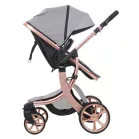 Kočárek Mama Kiddies Sun Grey ELITE ve světle šedé barvě se sportovní sedačkou.