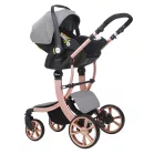 Autosedačka (vajíčko) Mama Kiddies Sun Grey ELITE i-Size ve světle šedé barvě.