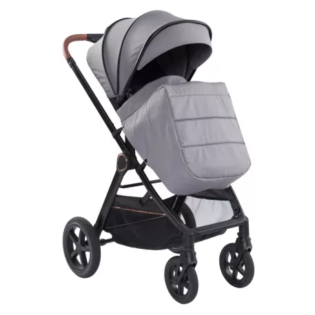 Kočárek Mama Kiddies PRIMO v šedé barvě se sportovní sedačkou a nánožníkem.